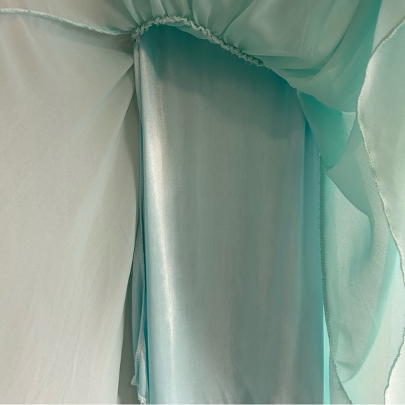 Elegant Silky Aqua Baby Blue Sleeveless Dress - Picture 3 of 5
